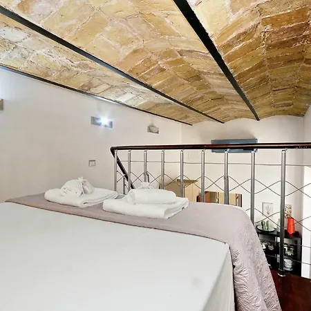 Sweet Burrow In Vatican * Rome