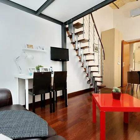 Sweet Burrow In Vatican Apartment Rome
