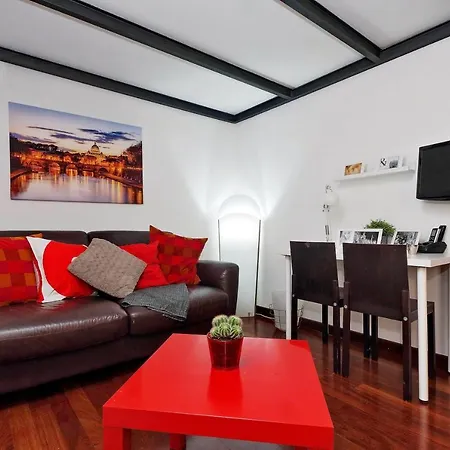Sweet Burrow In Vatican Apartment Rome